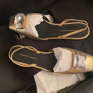 Giuseppe Zanotti Pigalle flats NIB Sz40 $795